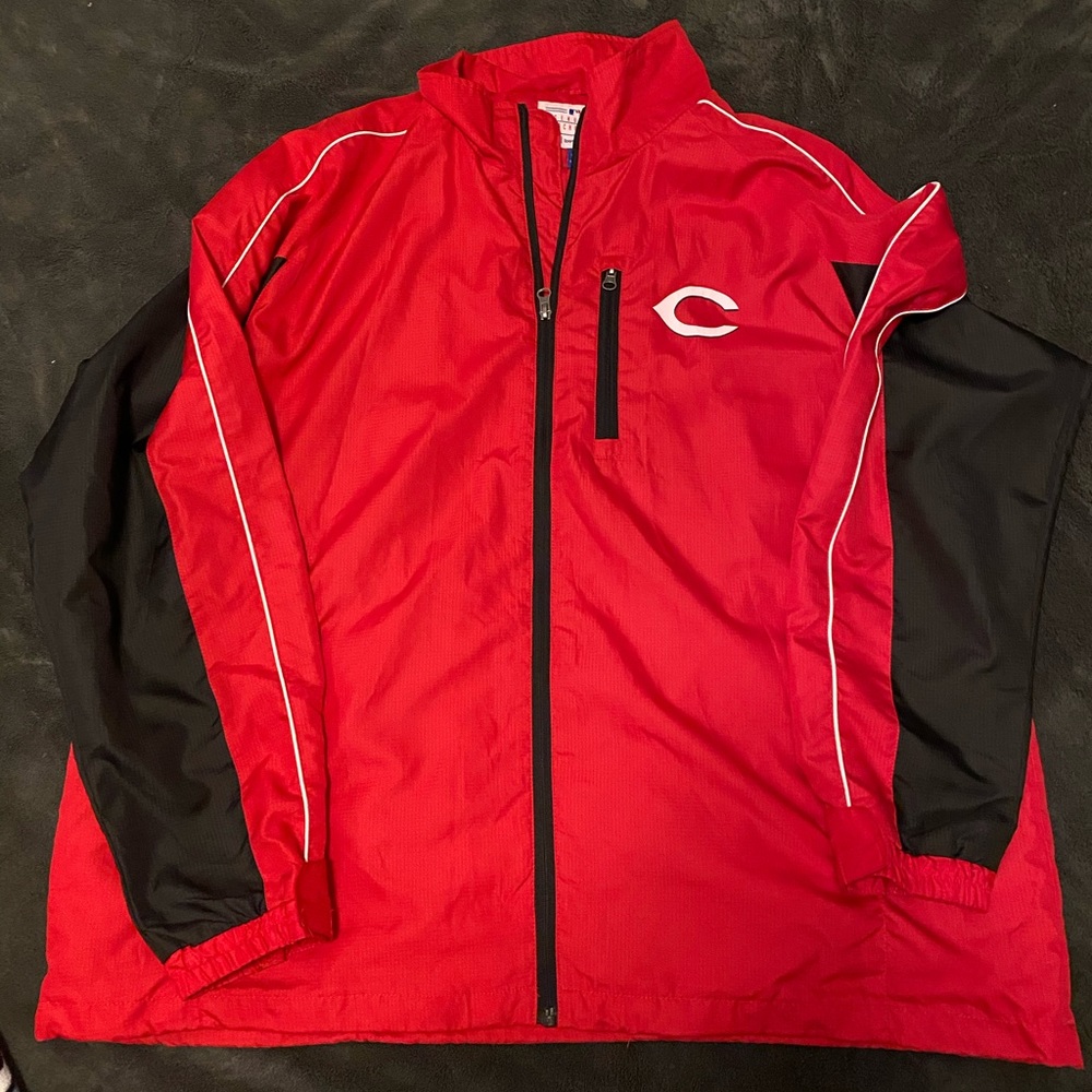 Cincinnati Reds windbreaker